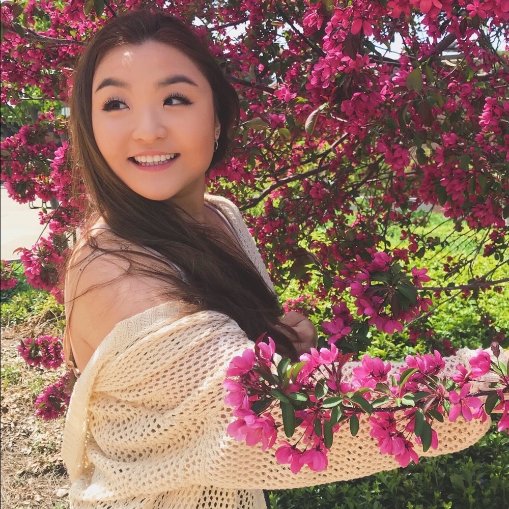 Meet your Posher, Sara